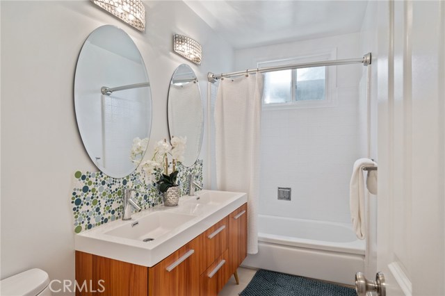 1638 Spreckels Lane, Redondo Beach, California 90278, 3 Bedrooms Bedrooms, ,1 BathroomBathrooms,Residential,Sold,Spreckels,SB20259385 1638 Spreckels Lane, Redondo Beach, California 90278, 3 Bedrooms Bedrooms, ,1 BathroomBathrooms,Residential,Sold,Spreckels,SB20259385