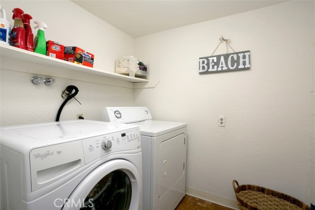 943 1st Street, Hermosa Beach, California 90254, 2 Bedrooms Bedrooms, ,2 BathroomsBathrooms,Residential,Sold,1st,SB17097562