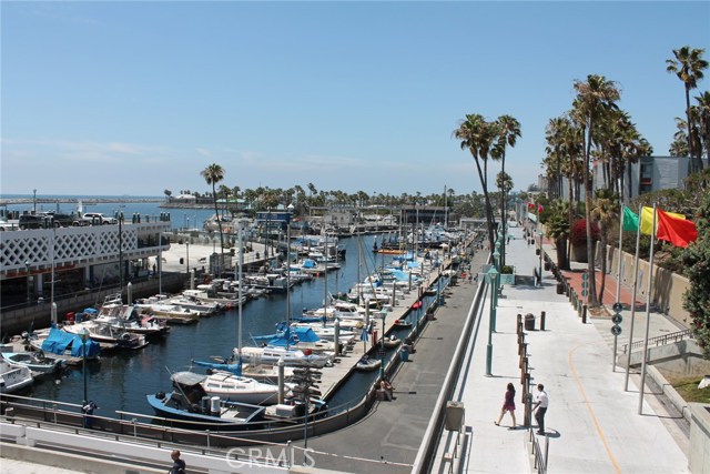 Just steps to King Harbor, the Redondo pier and the beach