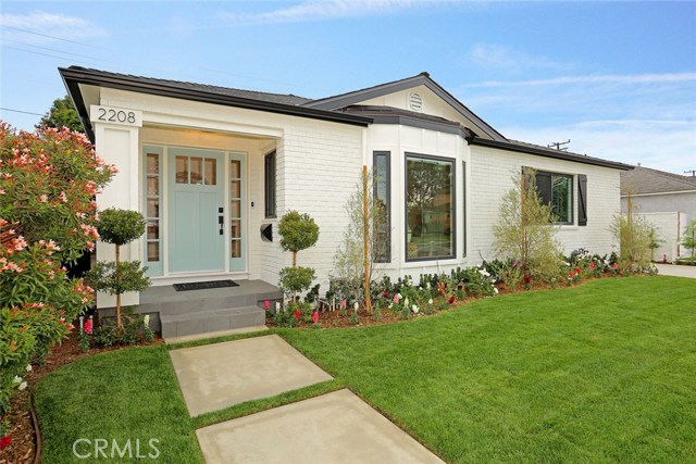 2208 Wendy Way, Manhattan Beach, California 90266, 3 Bedrooms Bedrooms, ,2 BathroomsBathrooms,Residential,Sold,Wendy,SB17249870