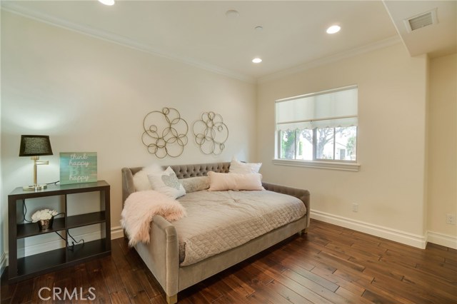 523 Lucia Avenue, Redondo Beach, California 90277, 4 Bedrooms Bedrooms, ,4 BathroomsBathrooms,Residential,Sold,Lucia,SB18107148