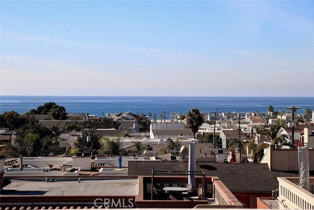 712 2nd Street, Hermosa Beach, California 90254, 4 Bedrooms Bedrooms, ,3 BathroomsBathrooms,Residential,Sold,2nd,SB20263075