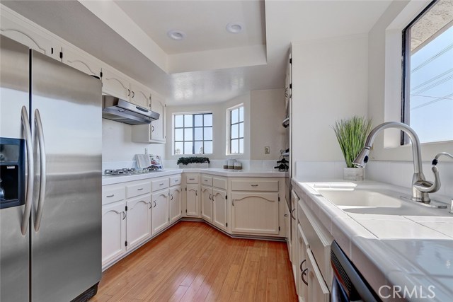 2513 Voorhees Avenue, Redondo Beach, California 90278, 2 Bedrooms Bedrooms, ,2 BathroomsBathrooms,Residential,Sold,Voorhees,SB18186536