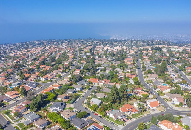 28736 King Arthur Court, Rancho Palos Verdes, California 90275, 5 Bedrooms Bedrooms, ,4 BathroomsBathrooms,Residential,Sold,King Arthur,PV20223442