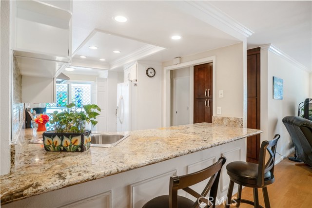 428 Esplanade, Redondo Beach, California 90277, 3 Bedrooms Bedrooms, ,2 BathroomsBathrooms,Residential,Sold,Esplanade,SB18127217