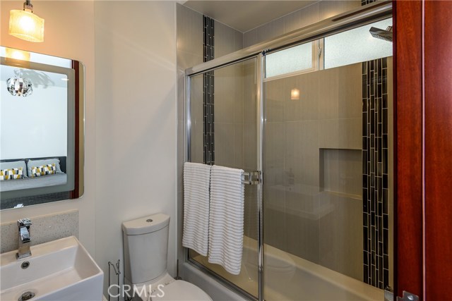 203 Prospect Avenue, Redondo Beach, California 90277, 3 Bedrooms Bedrooms, ,3 BathroomsBathrooms,Residential,Sold,Prospect,SB18141029