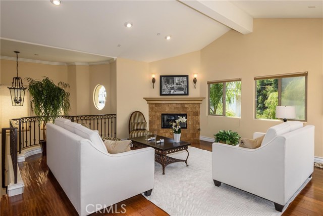 2211 Mathews Avenue, Redondo Beach, California 90278, 3 Bedrooms Bedrooms, ,2 BathroomsBathrooms,Residential,Sold,Mathews,PV18184531