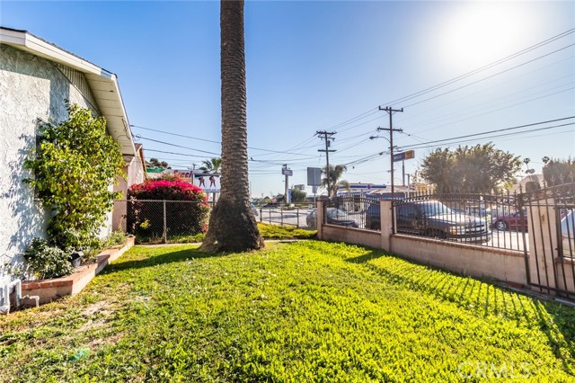  Income Home for Sale in Los Angeles, California