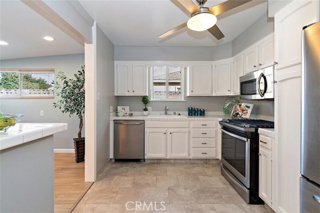 2607 183rd Street, Redondo Beach, California 90278, 3 Bedrooms Bedrooms, ,1 BathroomBathrooms,Residential,Sold,183rd,SB20233628