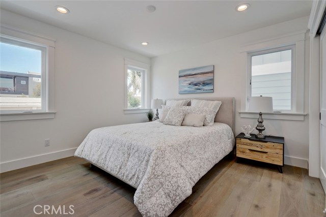 702 Loma Drive, Hermosa Beach, California 90254, 3 Bedrooms Bedrooms, ,3 BathroomsBathrooms,Residential,Sold,Loma,SB18137124