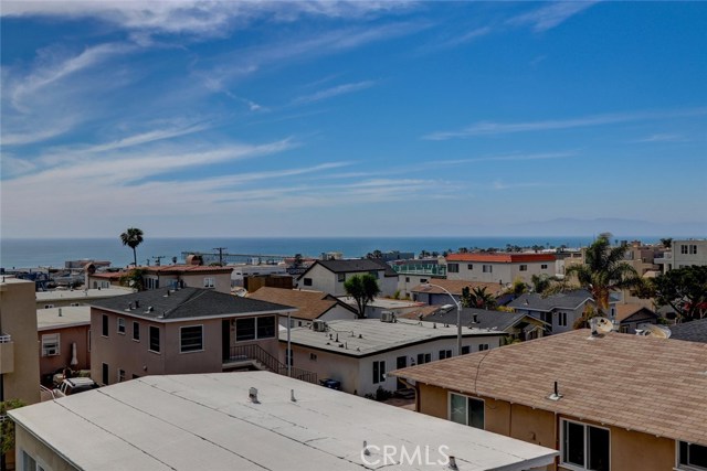 702 Loma Drive, Hermosa Beach, California 90254, 3 Bedrooms Bedrooms, ,3 BathroomsBathrooms,Residential,Sold,Loma,SB18137124
