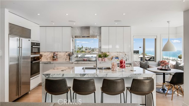 4109 Crest Drive, Manhattan Beach, California 90266, 3 Bedrooms Bedrooms, ,4 BathroomsBathrooms,Residential,Sold,Crest,SB20133753