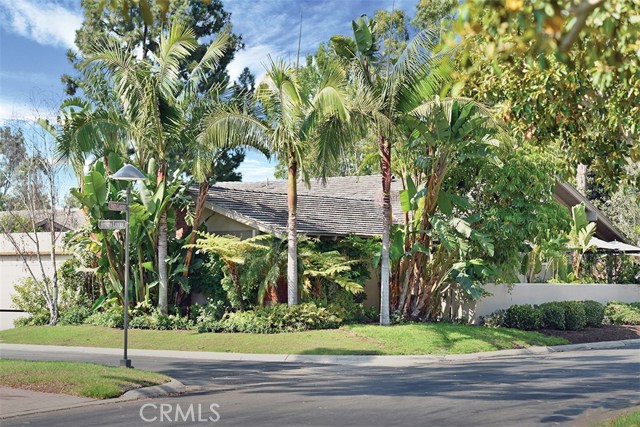 Photo of 506 Avenida Ladera, Newport Beach, CA 92660