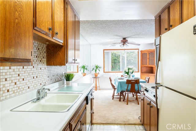 2015 Bataan Road, Redondo Beach, California 90278, 2 Bedrooms Bedrooms, ,2 BathroomsBathrooms,Residential,Sold,Bataan,SB18166577