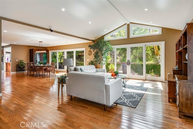 29679 Enrose Avenue, Rancho Palos Verdes, California 90275, 3 Bedrooms Bedrooms, ,2 BathroomsBathrooms,Residential,Sold,Enrose,PV19174567