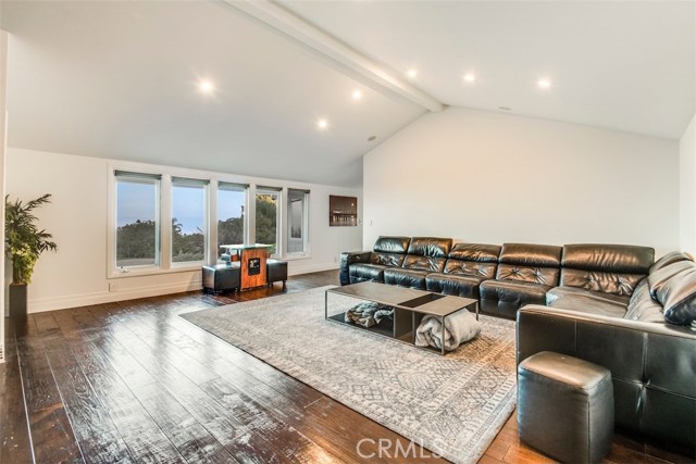 11 Outrider Road, Rolling Hills, California 90274, 4 Bedrooms Bedrooms, ,3 BathroomsBathrooms,Residential,Sold,Outrider,PV20235283