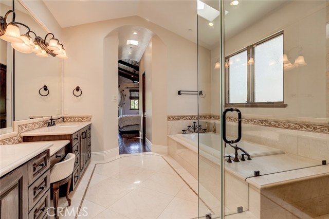 814 Juanita Avenue, Redondo Beach, California 90277, 5 Bedrooms Bedrooms, ,3 BathroomsBathrooms,Residential,Sold,Juanita,SB20155302