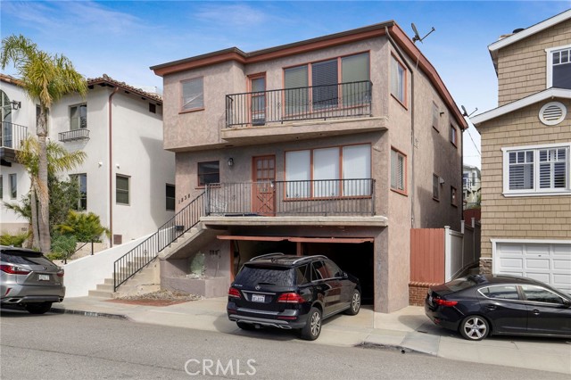 1838 Manhattan Avenue, Hermosa Beach, California 90254, 4 Bedrooms Bedrooms, ,3 BathroomsBathrooms,Residential,Sold,Manhattan,SB21032033