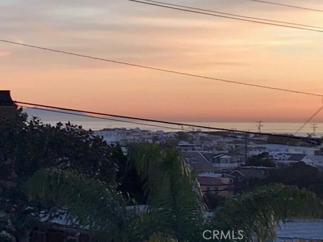 815 1st Street, Manhattan Beach, California 90266, 4 Bedrooms Bedrooms, ,3 BathroomsBathrooms,Residential,Sold,1st,SB20096904