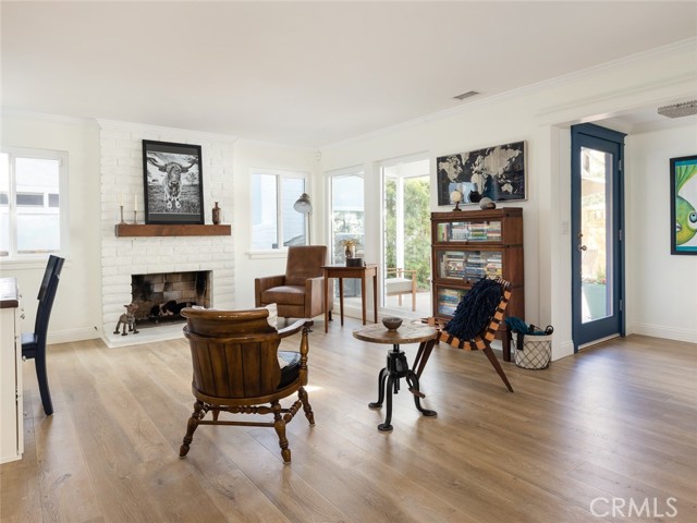 816 Knob Hill Avenue, Redondo Beach, California 90277, 3 Bedrooms Bedrooms, ,2 BathroomsBathrooms,Residential,Sold,Knob Hill,SB21051287