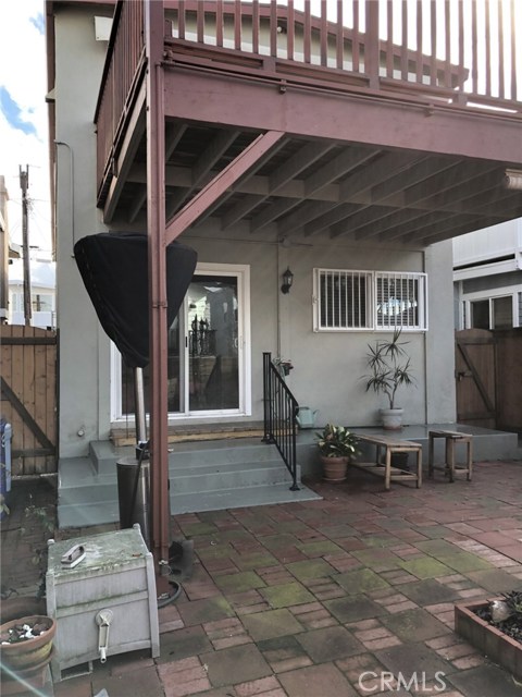 1215 20th Street, Hermosa Beach, California 90254, 4 Bedrooms Bedrooms, ,2 BathroomsBathrooms,Residential,Sold,20th,TR19013511