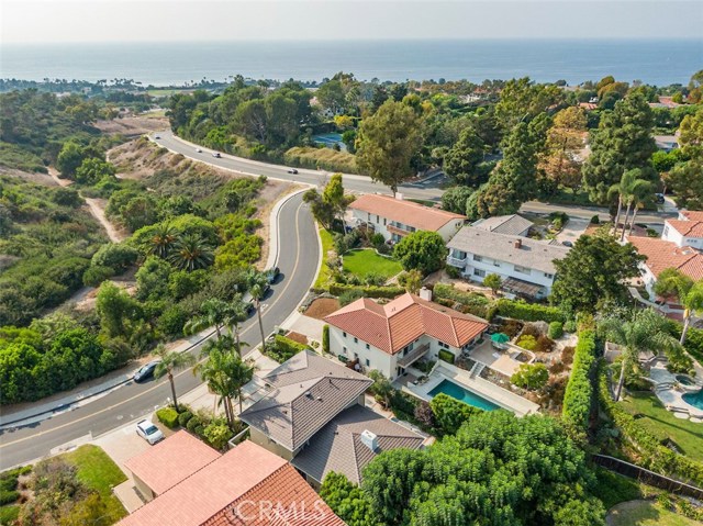 1808 Via Olivera, Palos Verdes Estates, California 90274, 4 Bedrooms Bedrooms, ,3 BathroomsBathrooms,Residential,Sold,Via Olivera,PV20215353