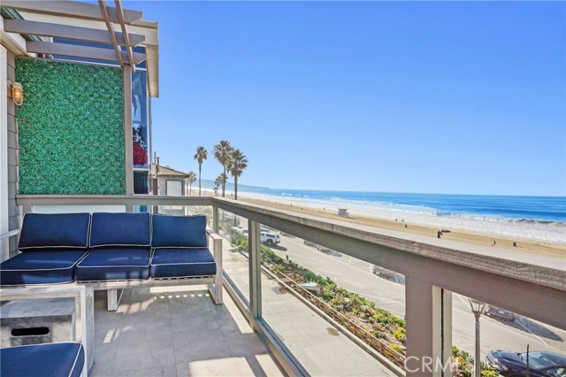 4112 The Strand, Manhattan Beach, California 90266, 4 Bedrooms Bedrooms, ,4 BathroomsBathrooms,Residential,Sold,The Strand,EV21093291