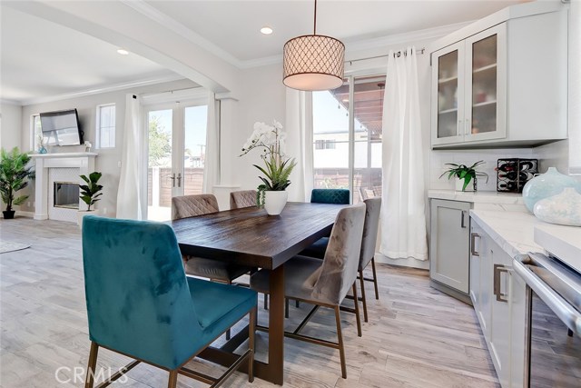 1919 Speyer Lane, Redondo Beach, California 90278, 4 Bedrooms Bedrooms, ,2 BathroomsBathrooms,Residential,Sold,Speyer,SB20135266
