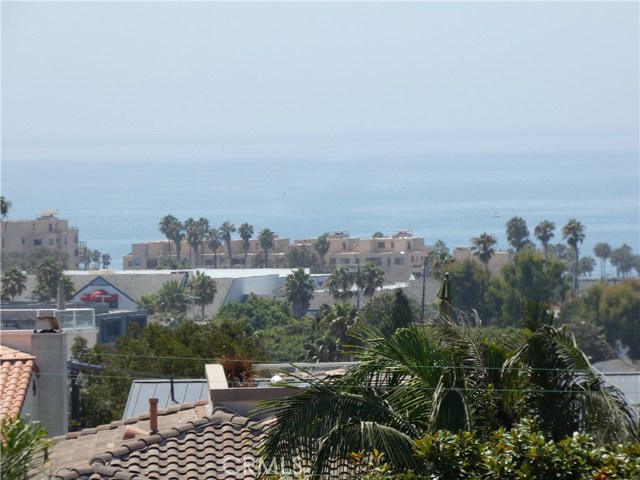 805 Paulina Avenue, Redondo Beach, California 90277, 5 Bedrooms Bedrooms, ,2 BathroomsBathrooms,Residential,Sold,Paulina,SB17203932