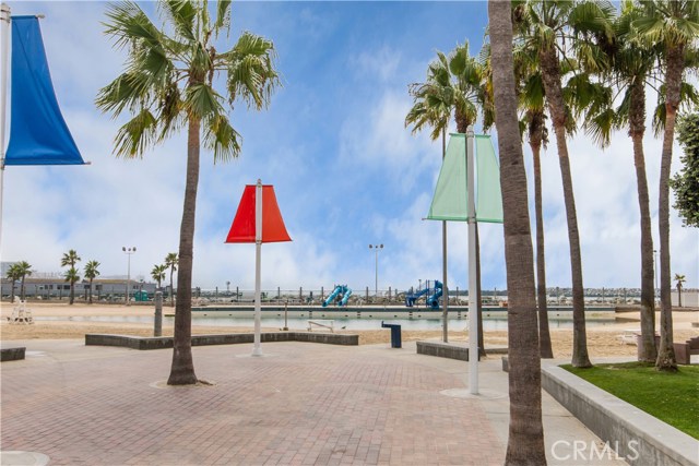 807 Lilienthal Lane, Redondo Beach, California 90278, 7 Bedrooms Bedrooms, ,4 BathroomsBathrooms,Residential,Sold,Lilienthal,SW19214805