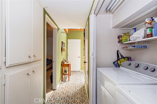 959 2nd Street, Hermosa Beach, California 90254, 5 Bedrooms Bedrooms, ,2 BathroomsBathrooms,Residential,Sold,2nd,SB20190726