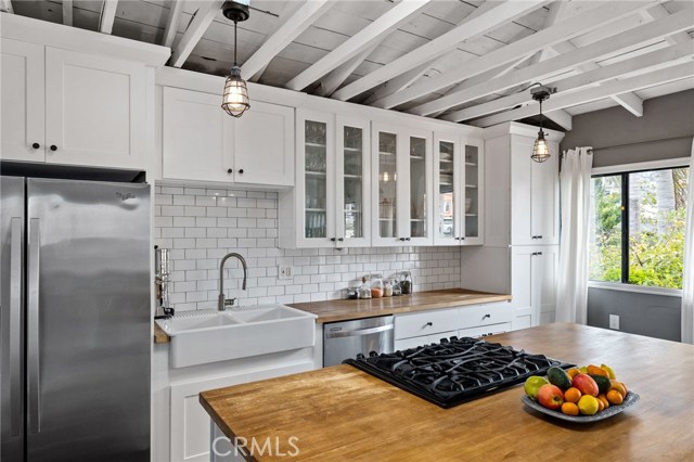 1708 Spreckels Lane, Redondo Beach, California 90278, 3 Bedrooms Bedrooms, ,2 BathroomsBathrooms,Residential,Sold,Spreckels,SB20220711