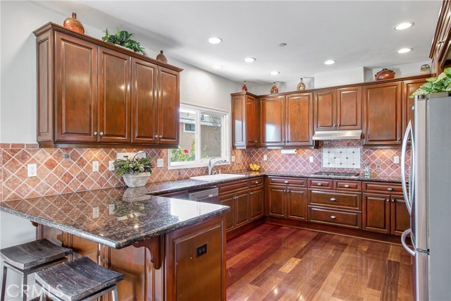 1505 Rindge Lane, Redondo Beach, California 90278, 3 Bedrooms Bedrooms, ,2 BathroomsBathrooms,Residential,Sold,Rindge,SB19188272