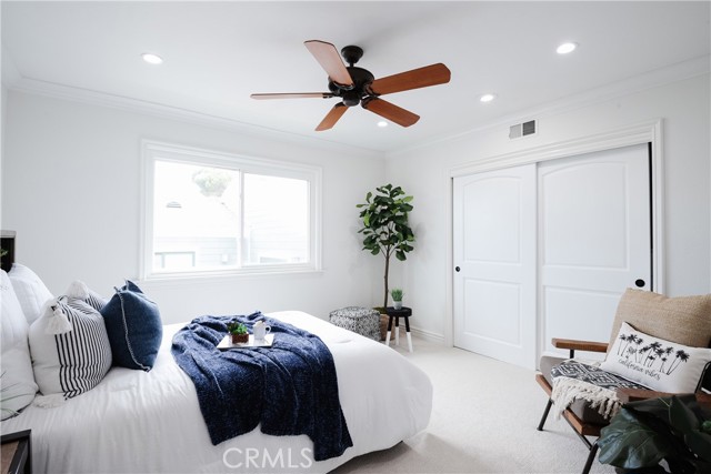 754 35th Street, Manhattan Beach, California 90266, 5 Bedrooms Bedrooms, ,3 BathroomsBathrooms,Residential,Sold,35th,SB21137408