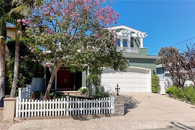 1301 Pine Avenue, Manhattan Beach, California 90266, 5 Bedrooms Bedrooms, ,4 BathroomsBathrooms,Residential,Sold,Pine,SB18040314