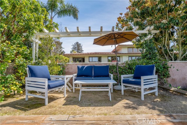 6065 Ocean Terrace Drive, Rancho Palos Verdes, California 90275, 4 Bedrooms Bedrooms, ,5 BathroomsBathrooms,Residential,Sold,Ocean Terrace,SB19158277