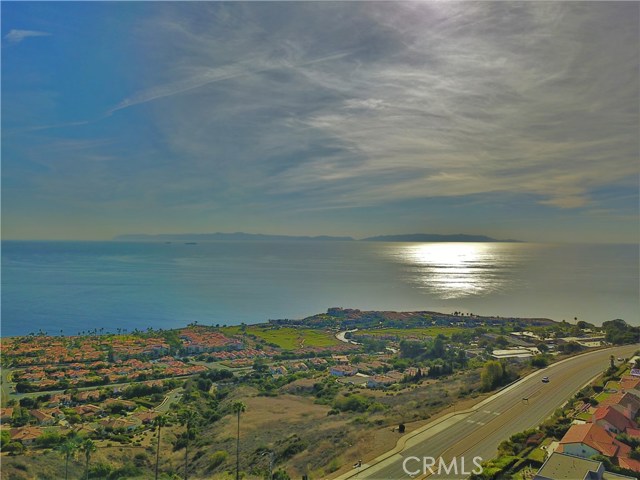 30506 Via La Cresta, Rancho Palos Verdes, California 90275, 4 Bedrooms Bedrooms, ,3 BathroomsBathrooms,Residential,Sold,Via La Cresta,SB17280269