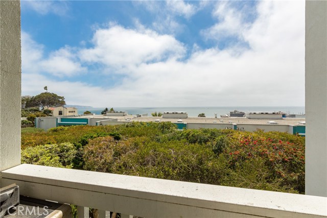 650 The Village, Redondo Beach, California 90277, 2 Bedrooms Bedrooms, ,2 BathroomsBathrooms,Residential,Sold,The Village,SB17108266