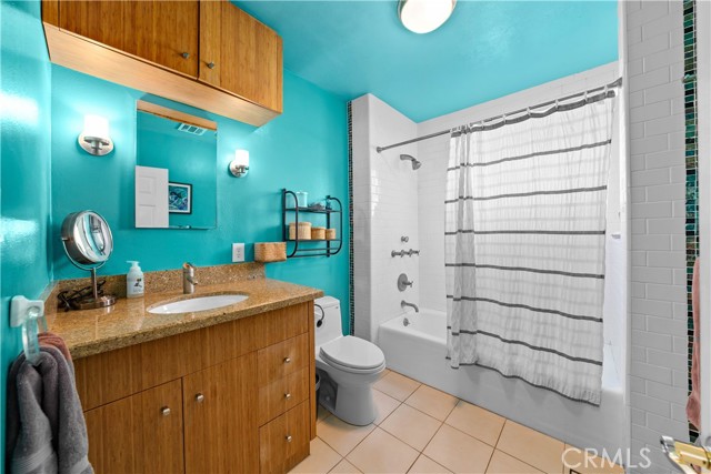 1912 Robinson Street, Redondo Beach, California 90278, 3 Bedrooms Bedrooms, ,1 BathroomBathrooms,Residential,Sold,Robinson,SB21045337