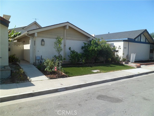 Photo of 240 Corsair Way, Seal Beach, CA 90740