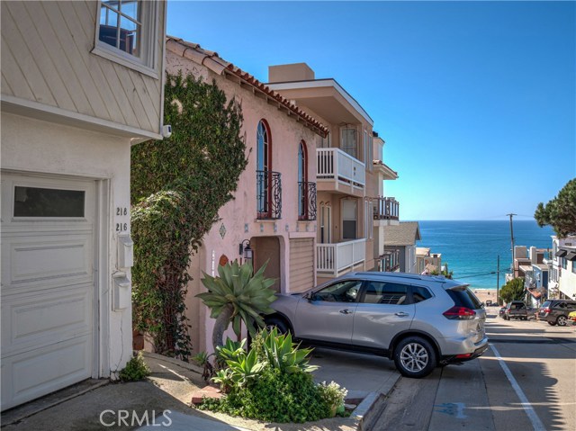 216 44th Street, Manhattan Beach, California 90266, 2 Bedrooms Bedrooms, ,3 BathroomsBathrooms,Residential,Sold,44th,SB20030954