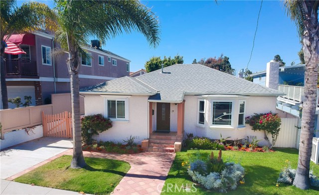 1721 Grant Avenue, Redondo Beach, California 90278, ,Residential Income,Sold,Grant,SB18153428