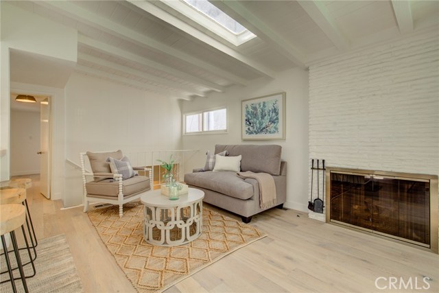 436 1st Street, Manhattan Beach, California 90266, 4 Bedrooms Bedrooms, ,2 BathroomsBathrooms,Residential,Sold,1st,SB20048897