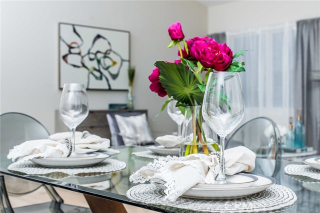 105 Juanita Avenue, Redondo Beach, California 90277, 4 Bedrooms Bedrooms, ,3 BathroomsBathrooms,Residential,Sold,Juanita,SB17254045