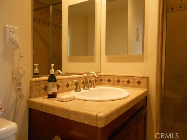 2001 Artesia Boulevard, Redondo Beach, California 90278, 1 Bedroom Bedrooms, ,Residential,Sold,Artesia,SB19032443