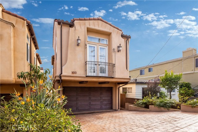 1610 Speyer Lane, Redondo Beach, California 90278, 4 Bedrooms Bedrooms, ,3 BathroomsBathrooms,Residential,Sold,Speyer,SB20089547