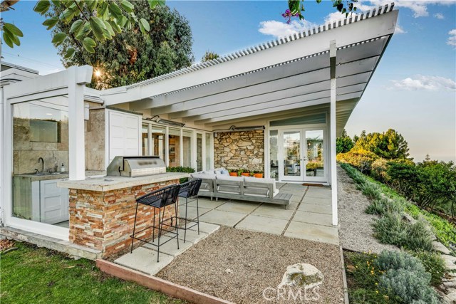 3330 Via Campesina, Rancho Palos Verdes, California 90275, 2 Bedrooms Bedrooms, ,1 BathroomBathrooms,Residential,Sold,Via Campesina,PV20251300