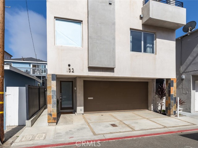 152 Palm Drive, Hermosa Beach, California 90254, 3 Bedrooms Bedrooms, ,2 BathroomsBathrooms,Residential,Sold,Palm,SB21128349