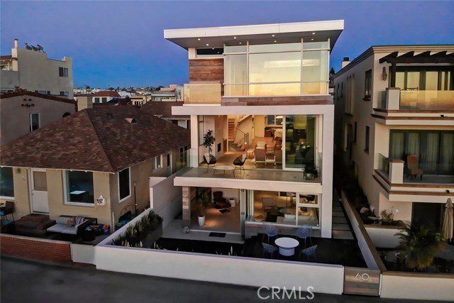 60 The Strand, Hermosa Beach, California 90254, 4 Bedrooms Bedrooms, ,2 BathroomsBathrooms,Residential,Sold,The Strand,SB18295909