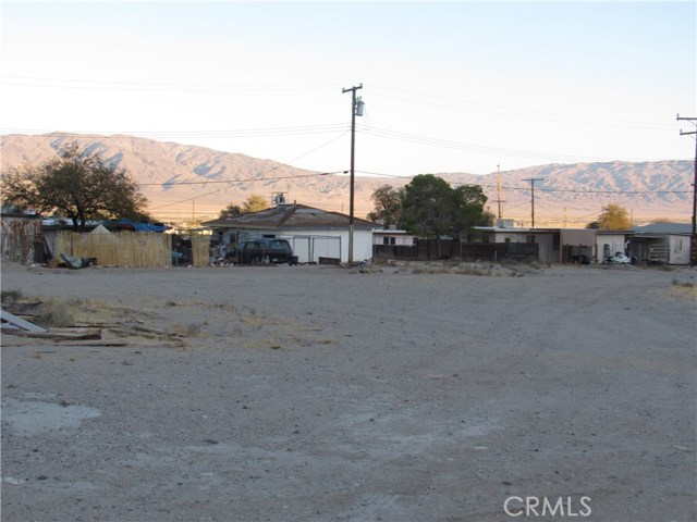 Detail Gallery Image 3 of 7 For 84473 7th St, Trona,  CA 93562 - – Beds | – Baths